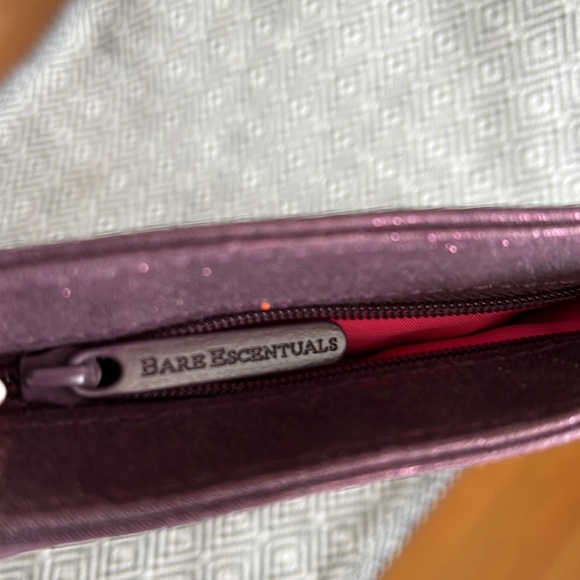 Plum shimmery bag from bare essentials - Picture 2 of 7